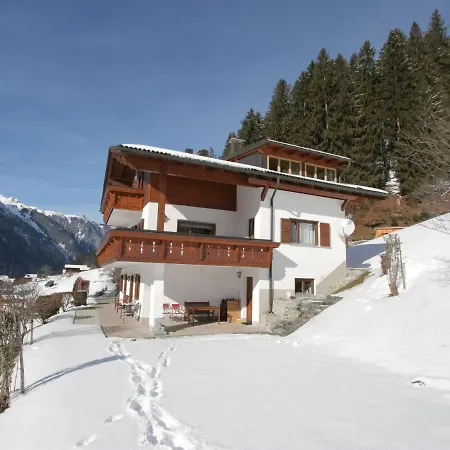 In St Gallenkirch Beim Skigebiet Appartement