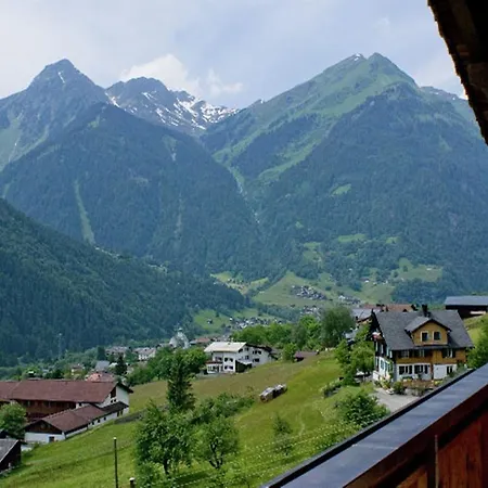In St Gallenkirch Beim Skigebiet Appartement *